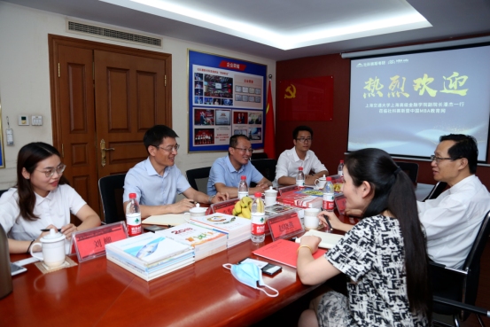 上海交通大學高級金融學院副院長潘杰一行蒞臨社科賽斯暨中國MBA教育網